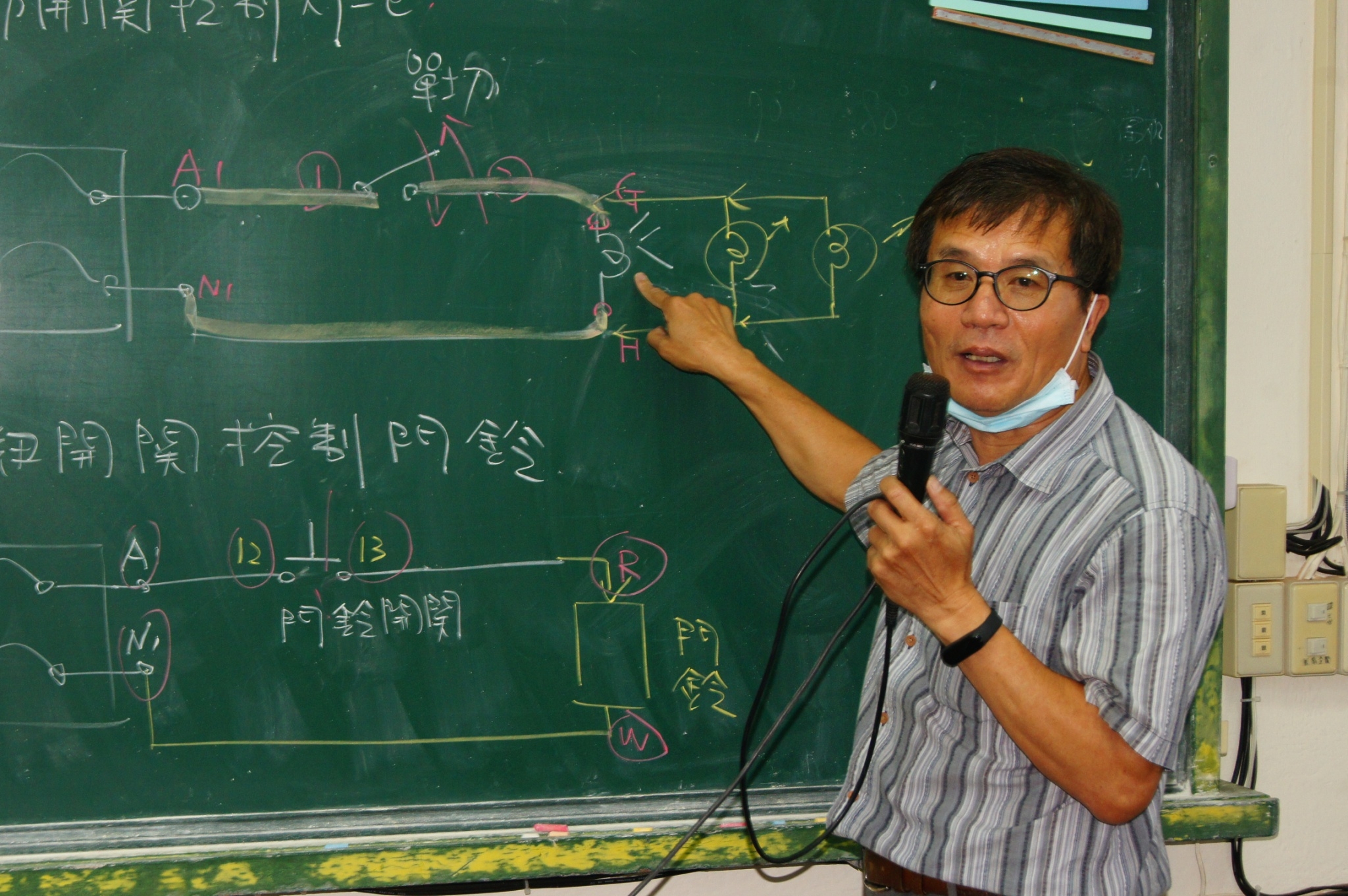 瑞芳高工實習處主任廖建春說「技職老兵不死，就會為教育戰到最後一刻」