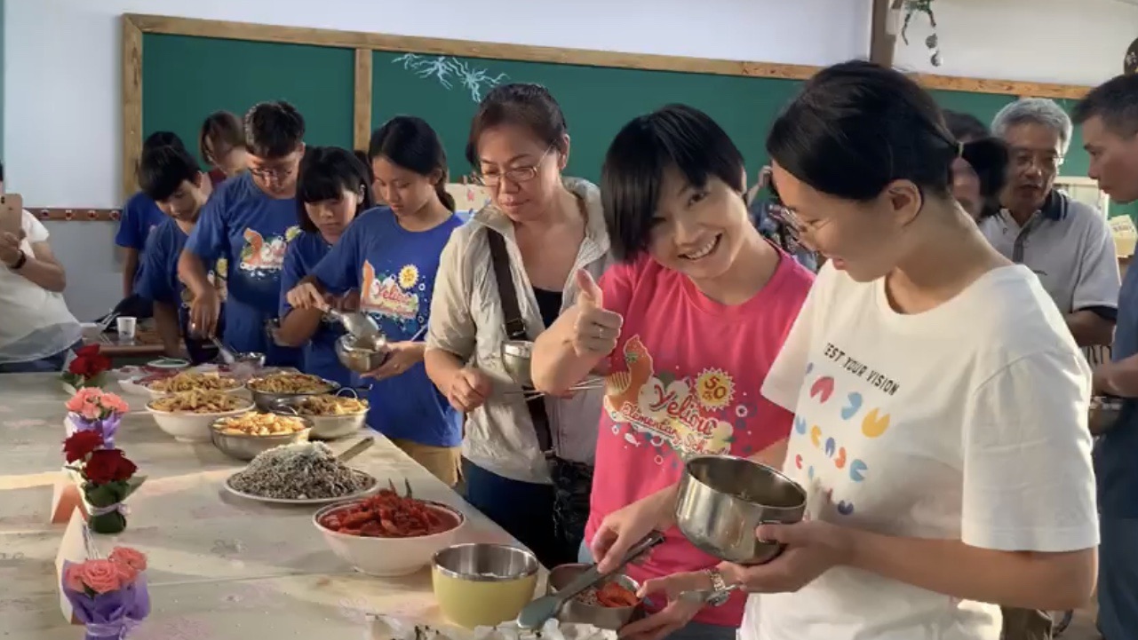 明星主廚和學生們的「食尚」創意，讓師生們用味蕾記憶將難忘的小學歡樂時光收藏在心底