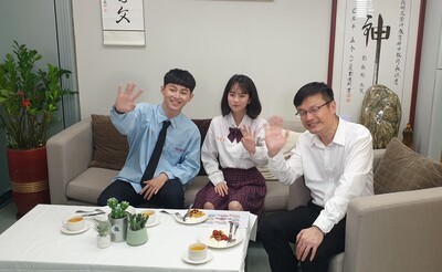 4.執行拍攝學生表示，教育局提供學生自主發揮空間，不僅拓展個人視野，日後也更有自信完成每一項任務.