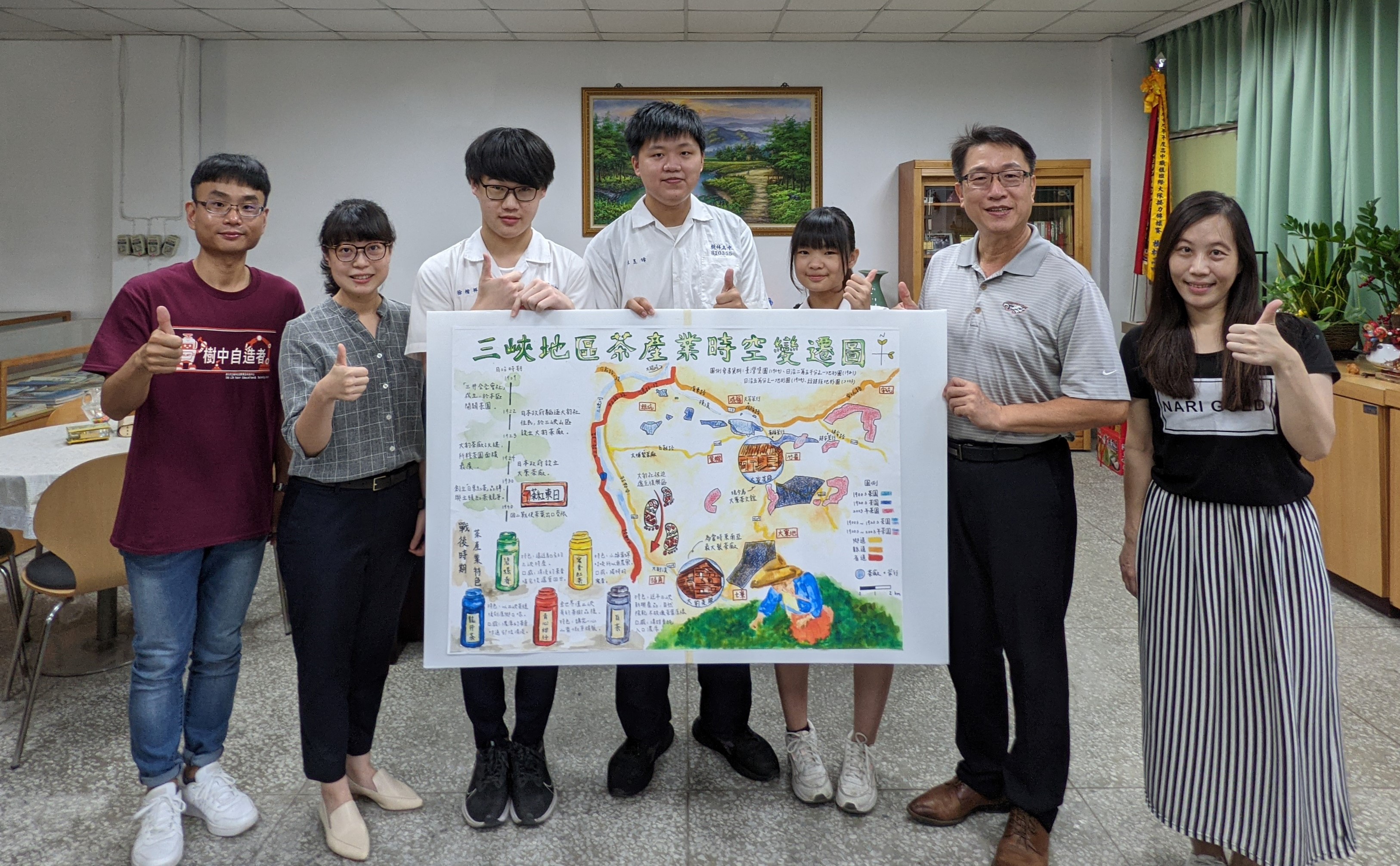 樹林高中金牌得主左三起徐楷祥、陳昱璋、吳亭頤同學將代表台灣參加國際賽.jpg