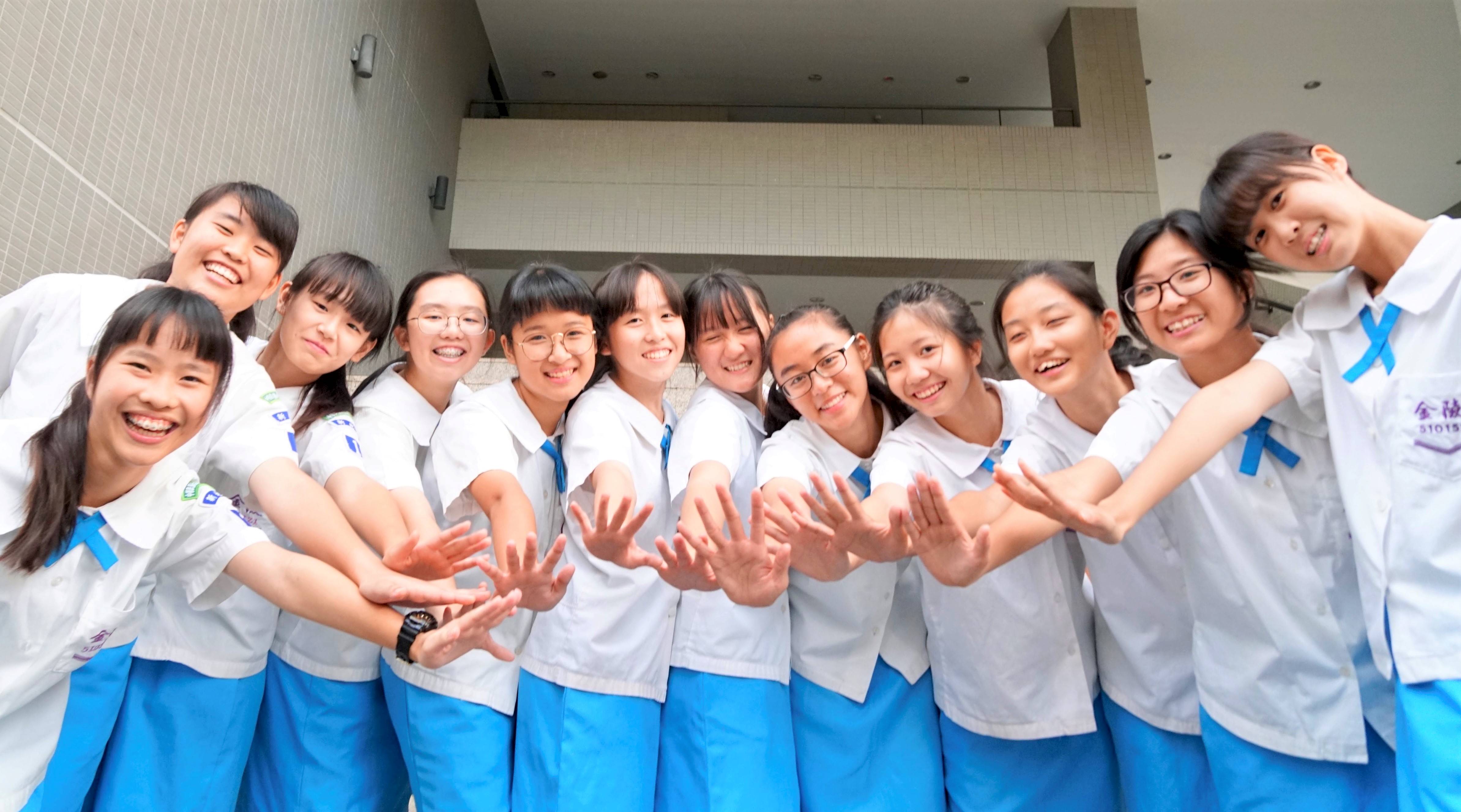 2.金陵女中期待學生除自身擁有豐富生命且能豐厚他人，遇見更好的自己.jpg