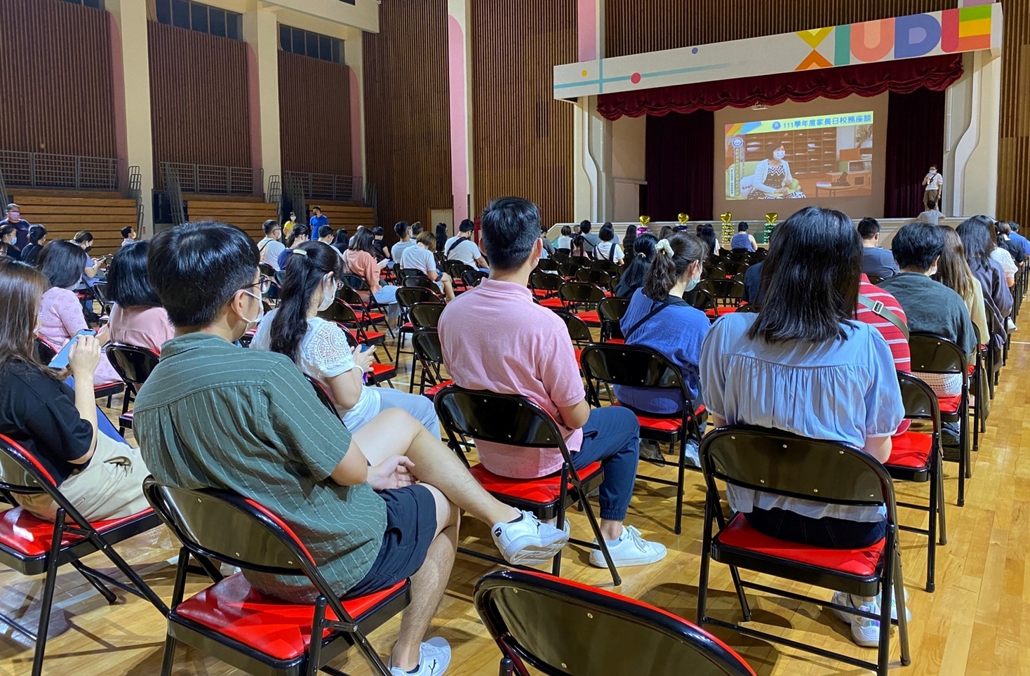 4.學校利用家長日跟家長宣導閱讀教育.jpg