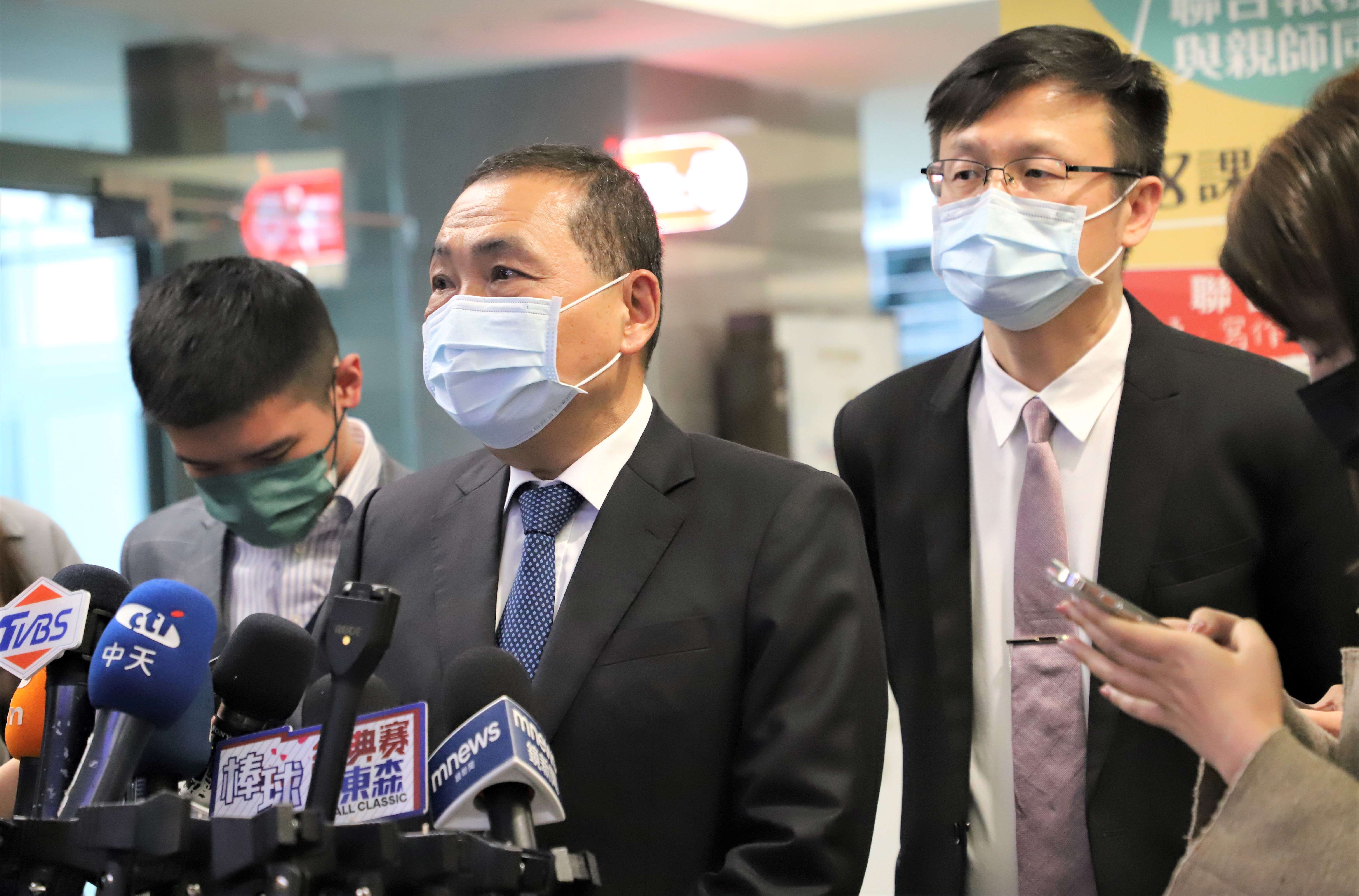 侯友宜市長表示，新北市大力推動國語文及閱讀教育，將提升學生閱讀與寫作能力列為重要教育政策.JPG