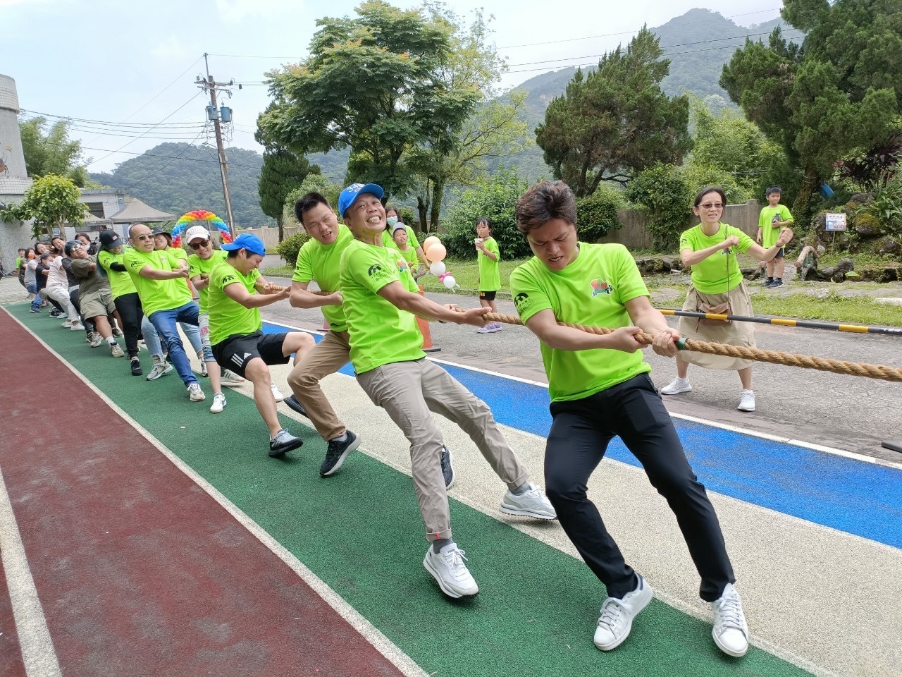 「跑跑過五關」—喜迎崁腳國小五十五週年校慶