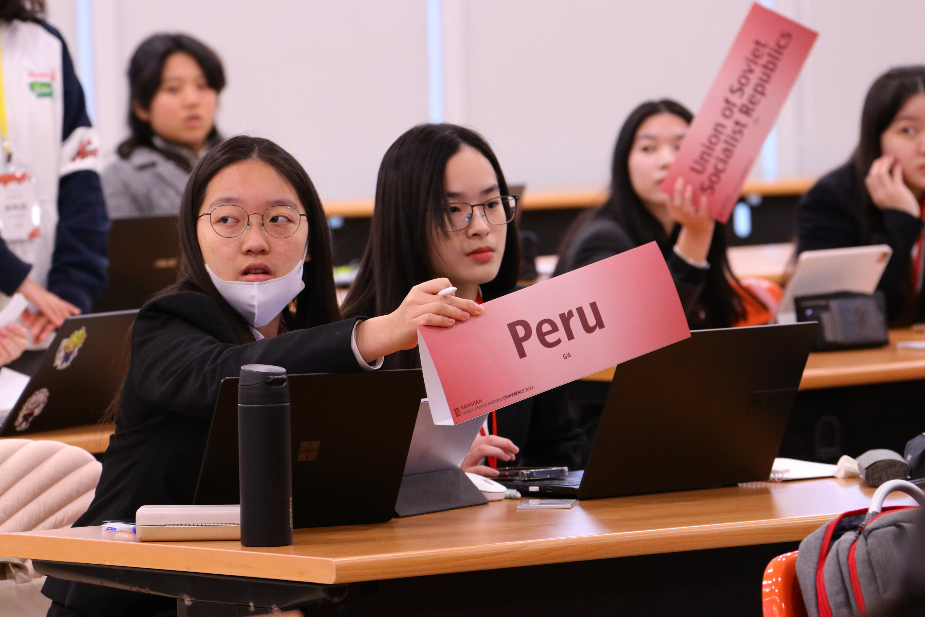 與世界接軌，百位海內外高中生齊聚南山探討全球議題