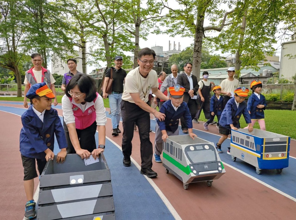 山佳附幼拚創意 打造校園車站學習地圖