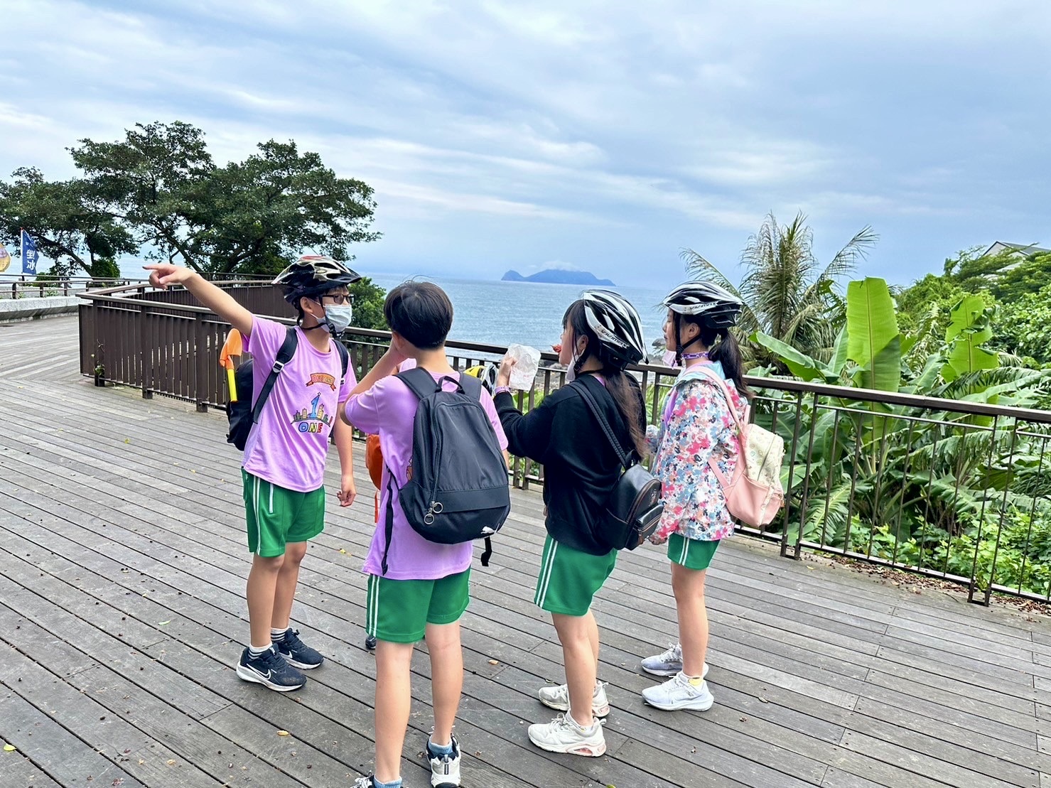 針對突發狀況進行小組討論.JPG