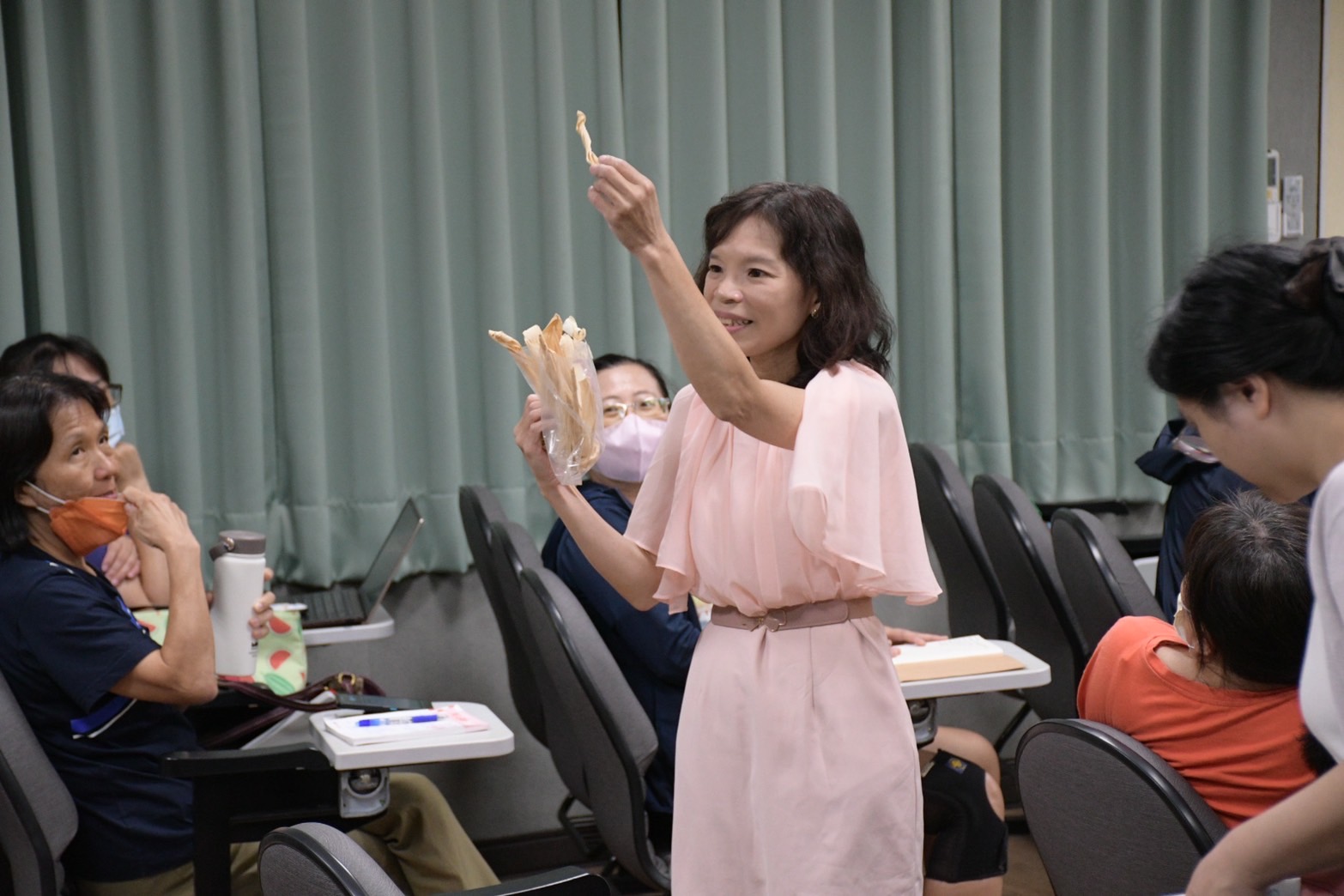 獲得特優光復國小蔡佳雯教務主任分享學校執行食農教育課程_0.jpg