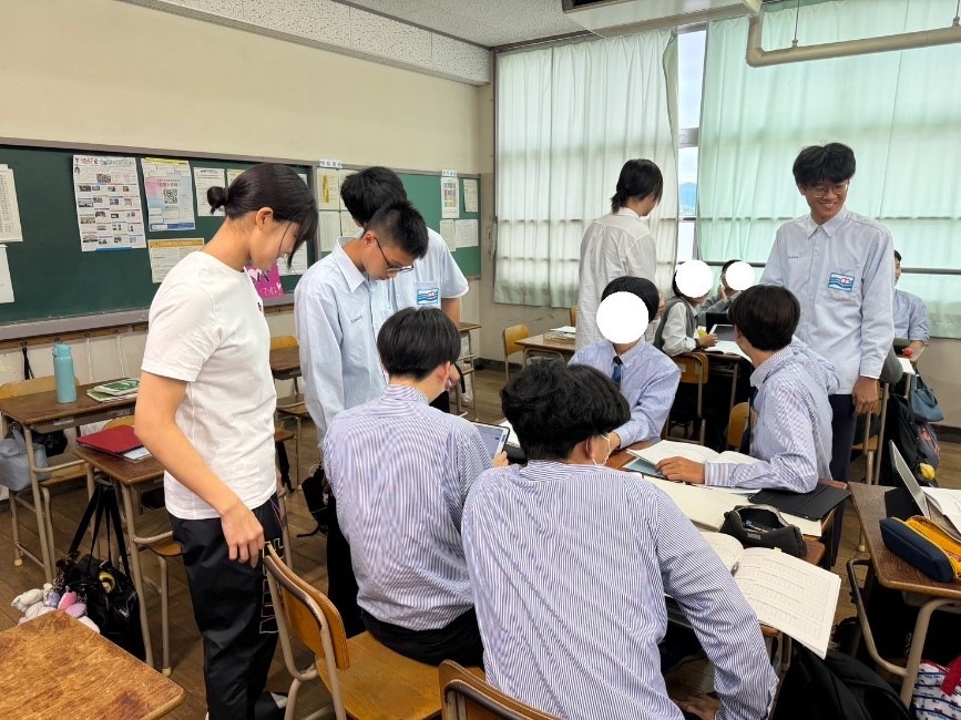 清水高中學生參與福翔市立福翔高校的問題解決課程.jpg