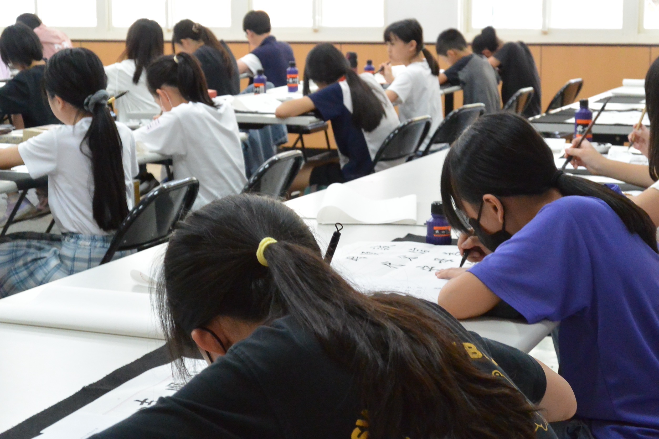 新北「舞文弄墨」決賽登場 千名師生同場揮毫競藝