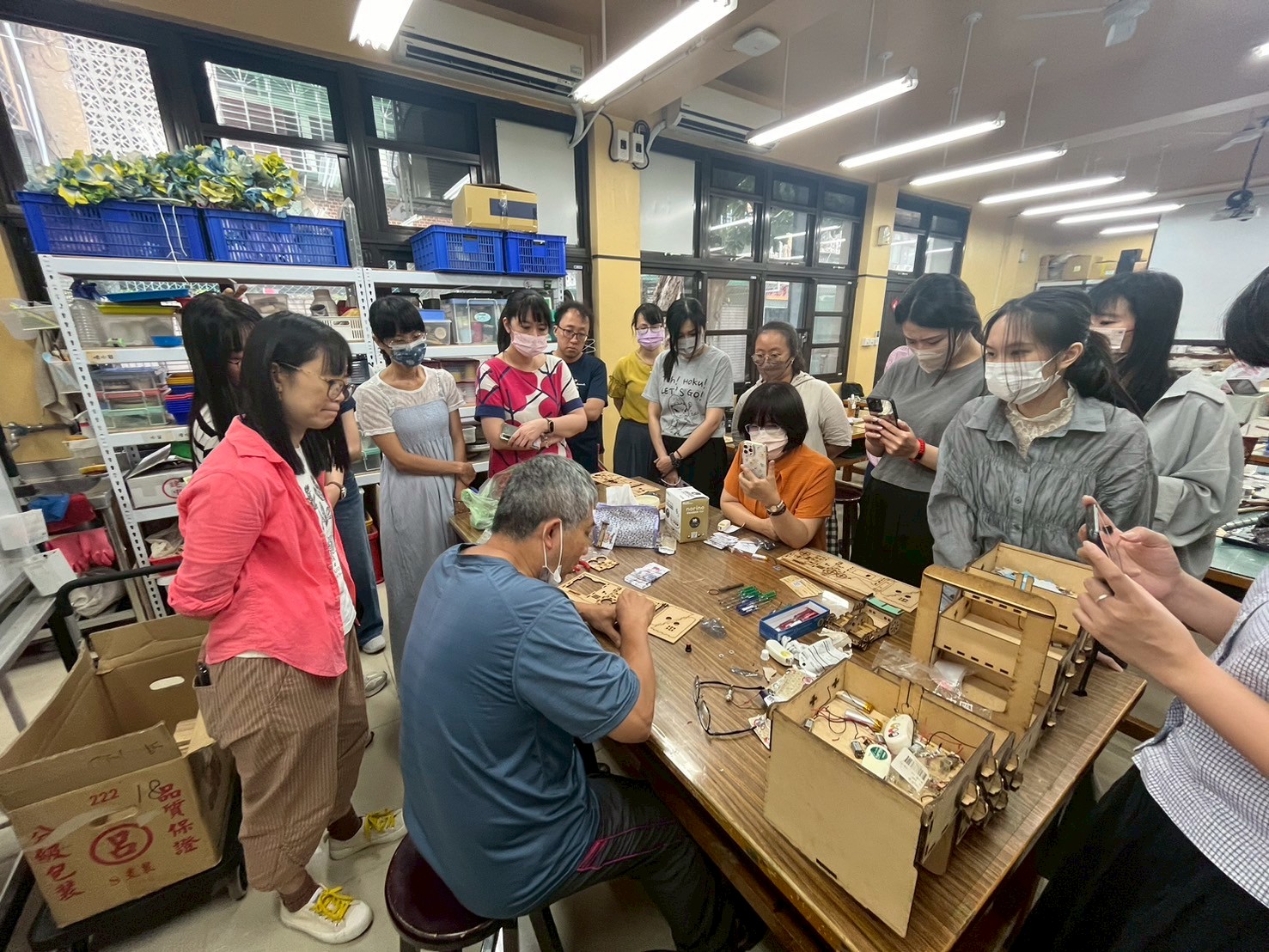 STEAM+雙語+創客！中山國小《雙語動畫機》教師工作坊