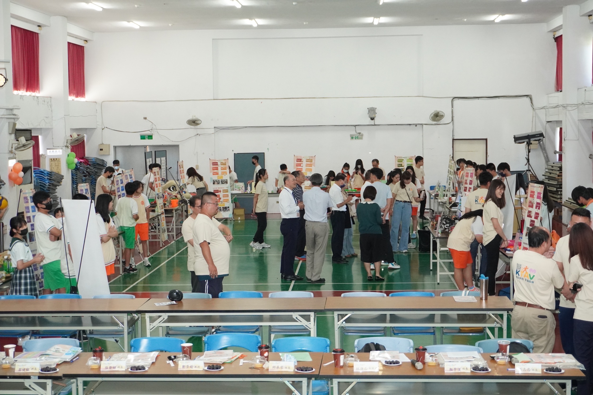 新育幸福學校 全國第一所國中認證 正式登場