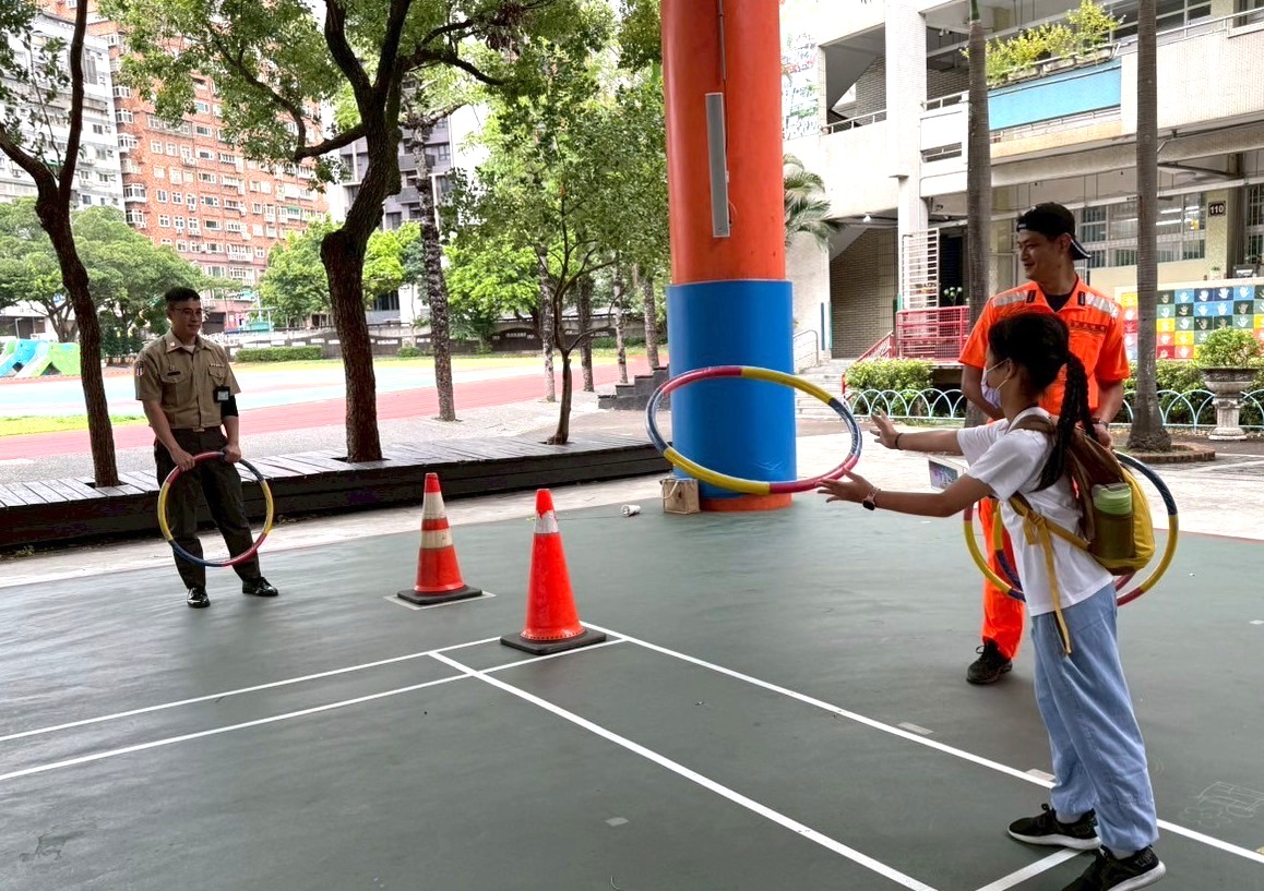 國防小勇士挑戰闖關遊戲-救援小英雄