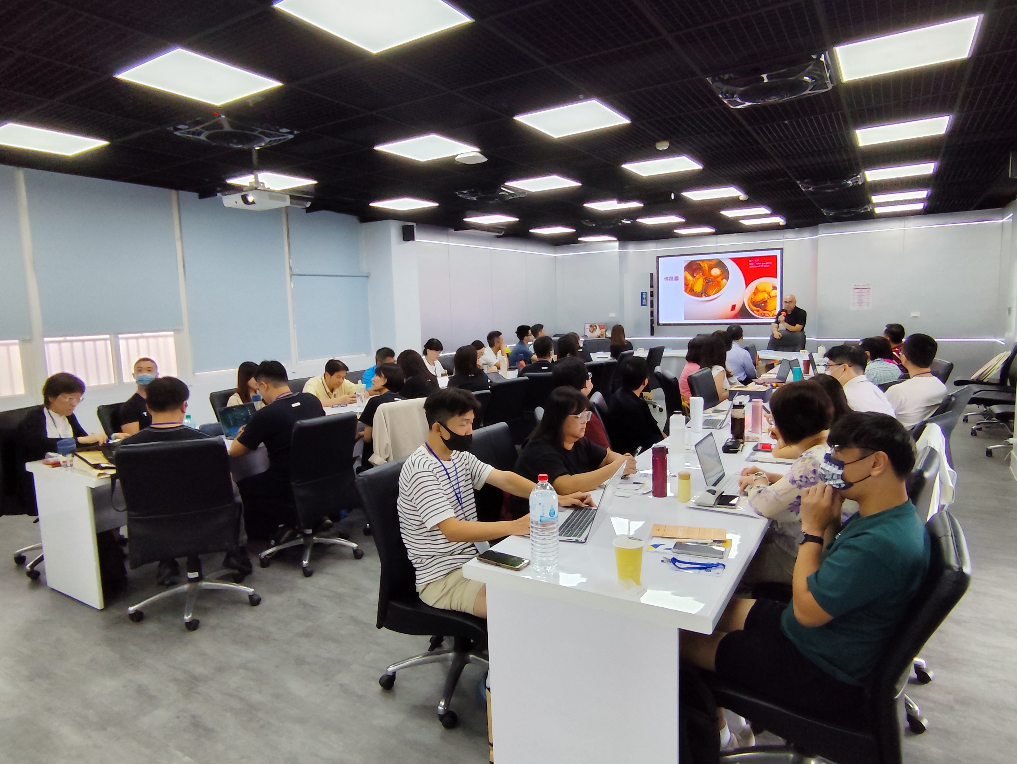 跨域學習×AI應用  新北攜手北北基桃推動跨縣市協作創新教學實踐