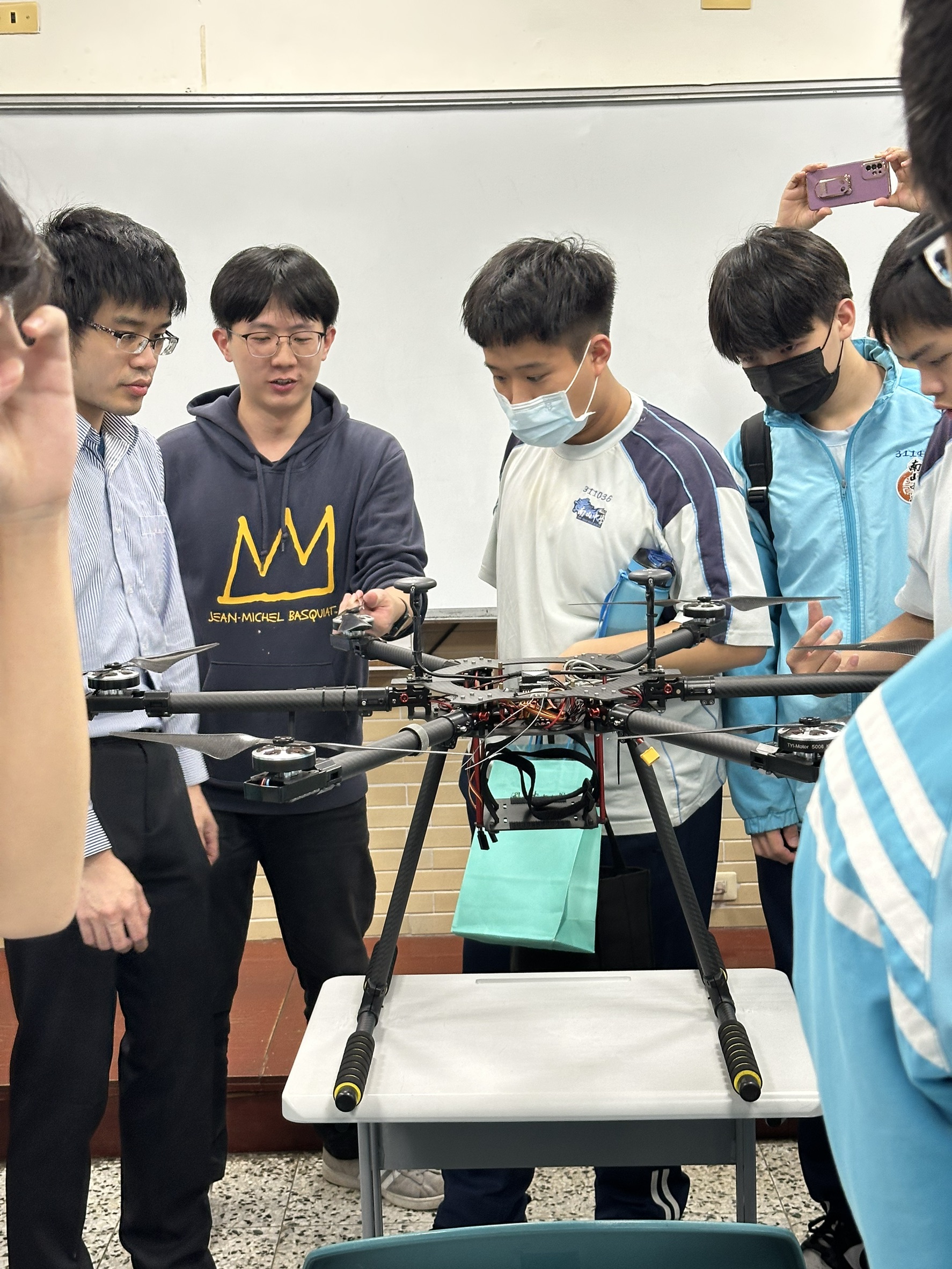 跨越科技與醫療視野 南山學子參訪中央、馬偕兩大名校