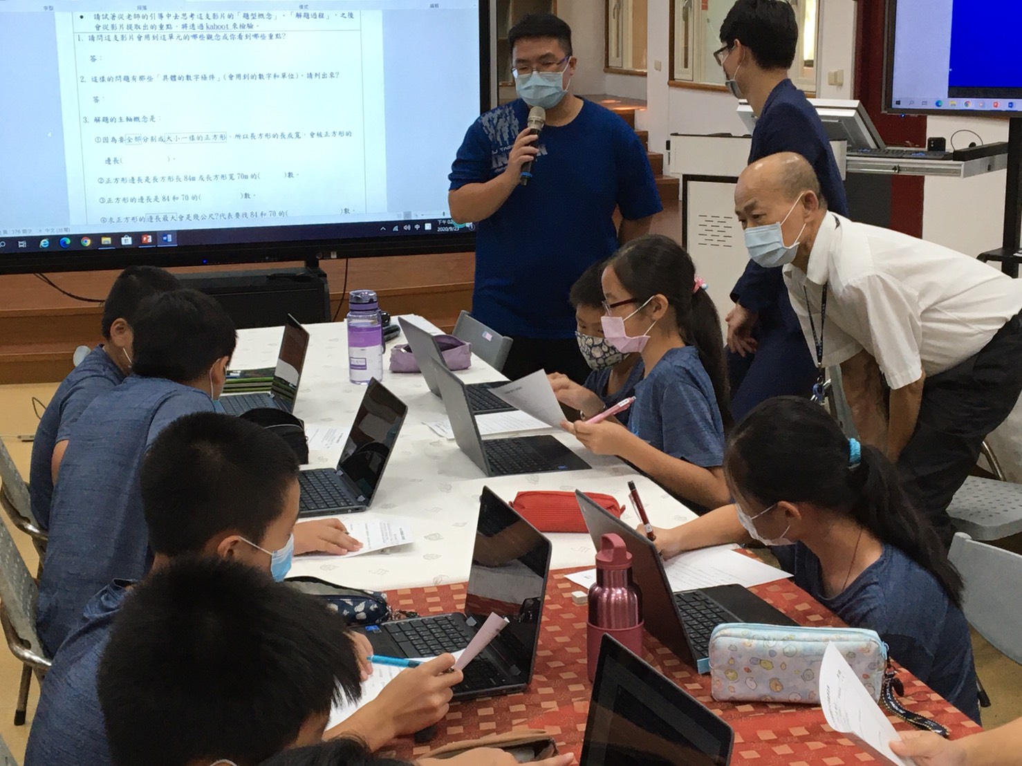 新店國小張國維老師運用均一教育平台進行六年級數學教學
