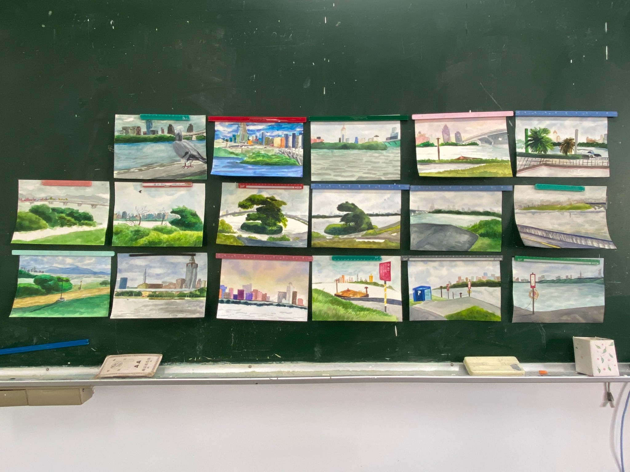 學生繪製淡水河畔圖後經由課程了解淡水河畔香花產業.jpg