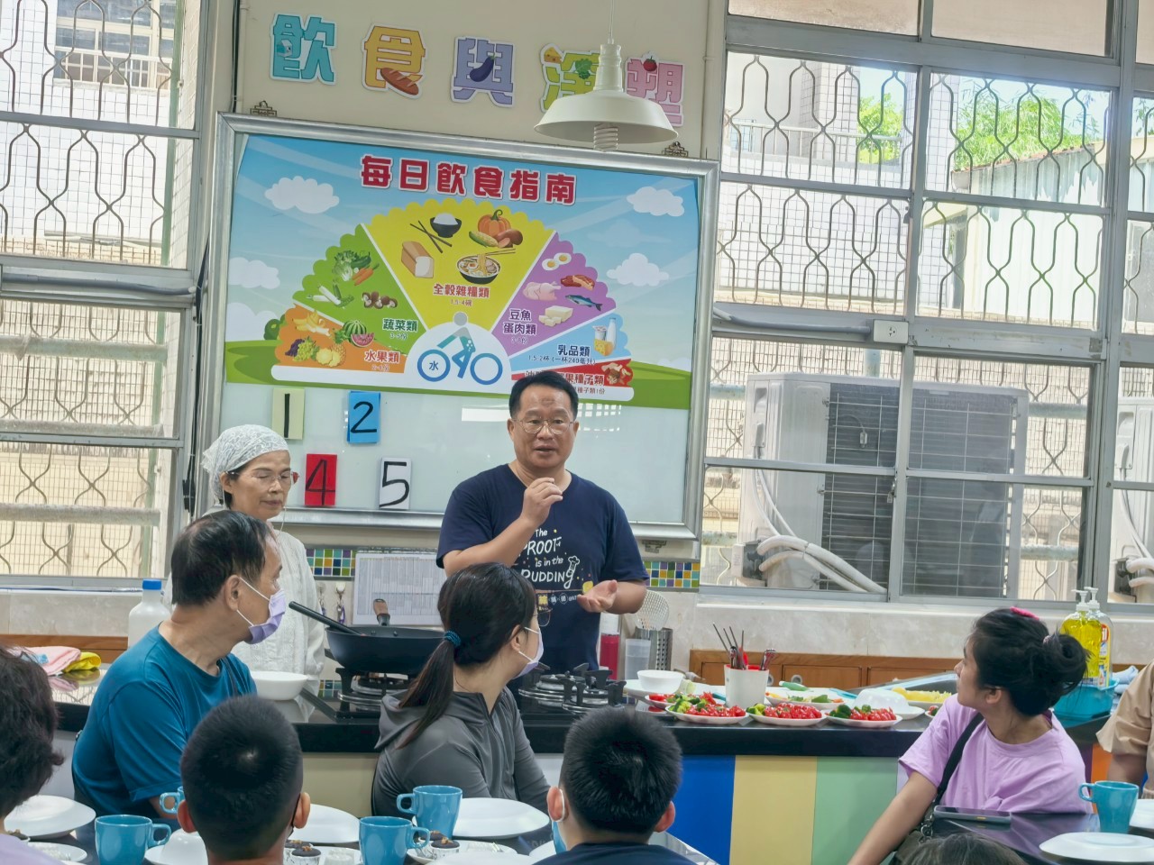 永平國小唐永安校長於114年7月3日食育親子育樂營開幕致詞,積極推廣食育教育不遺餘力。