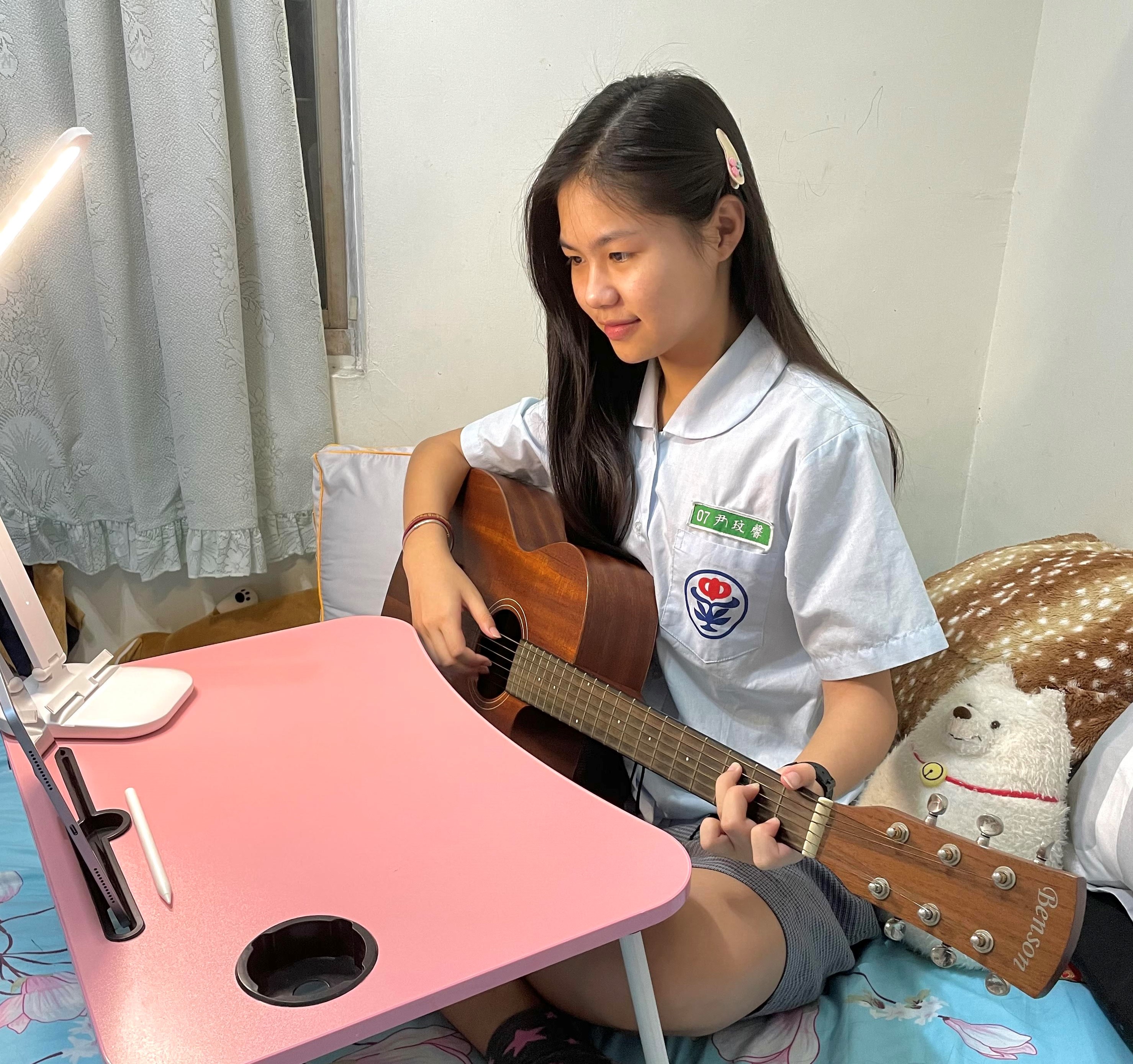 吉他彈唱、聊流行文化搭起交流橋樑　中平國中與日本學生Meet在一起.