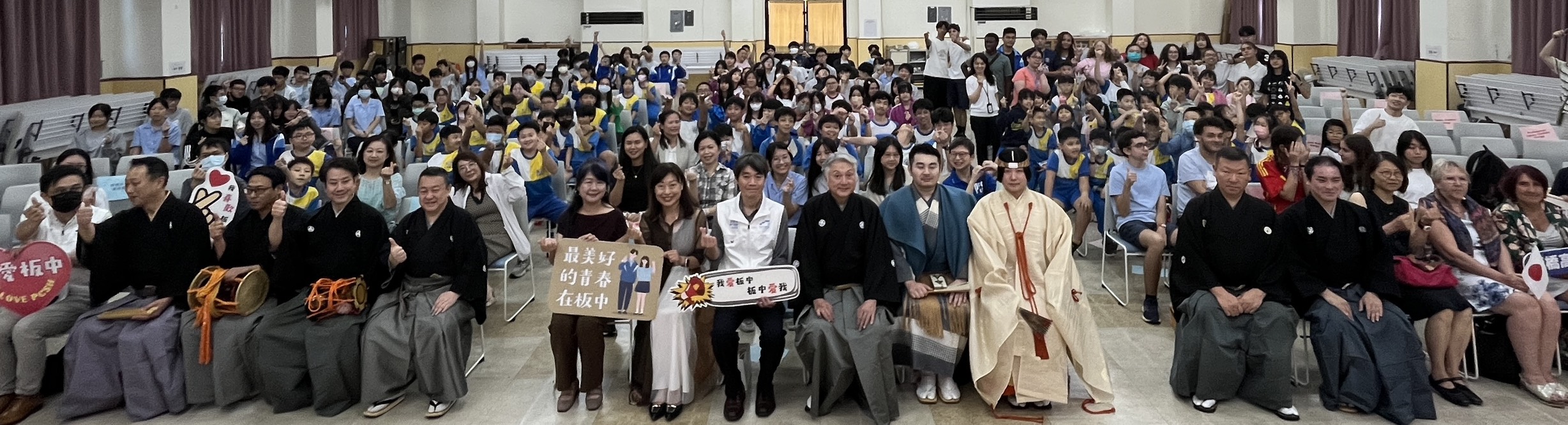 日本能樂表演大合照