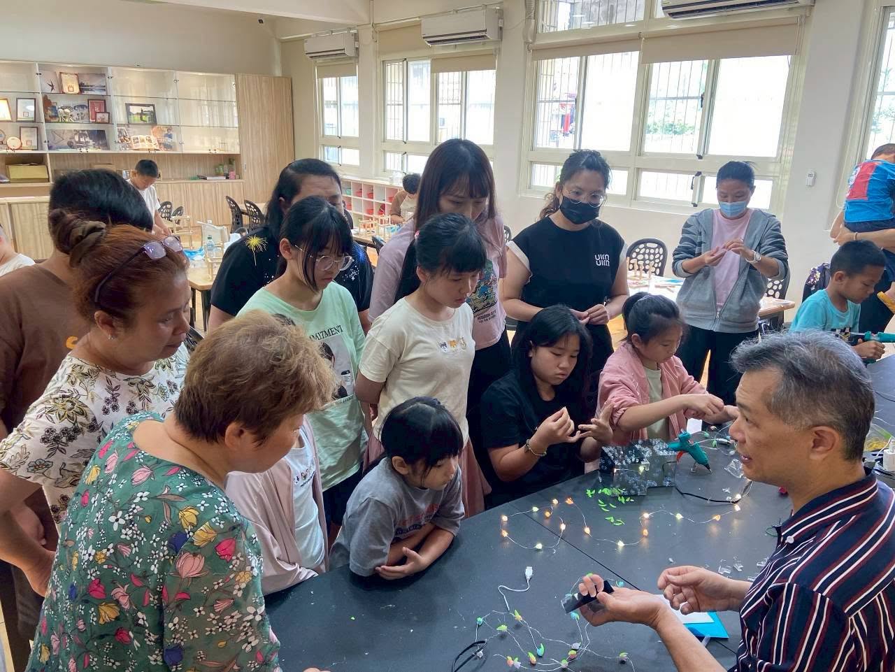 在教師引導下，透過問題導向與實作，培養科學探究與工程思維_1.jpg