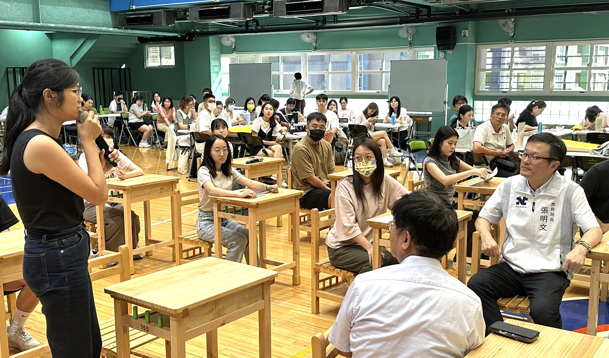 局長陪新進教師體驗一堂高效互動課程_0.jpg