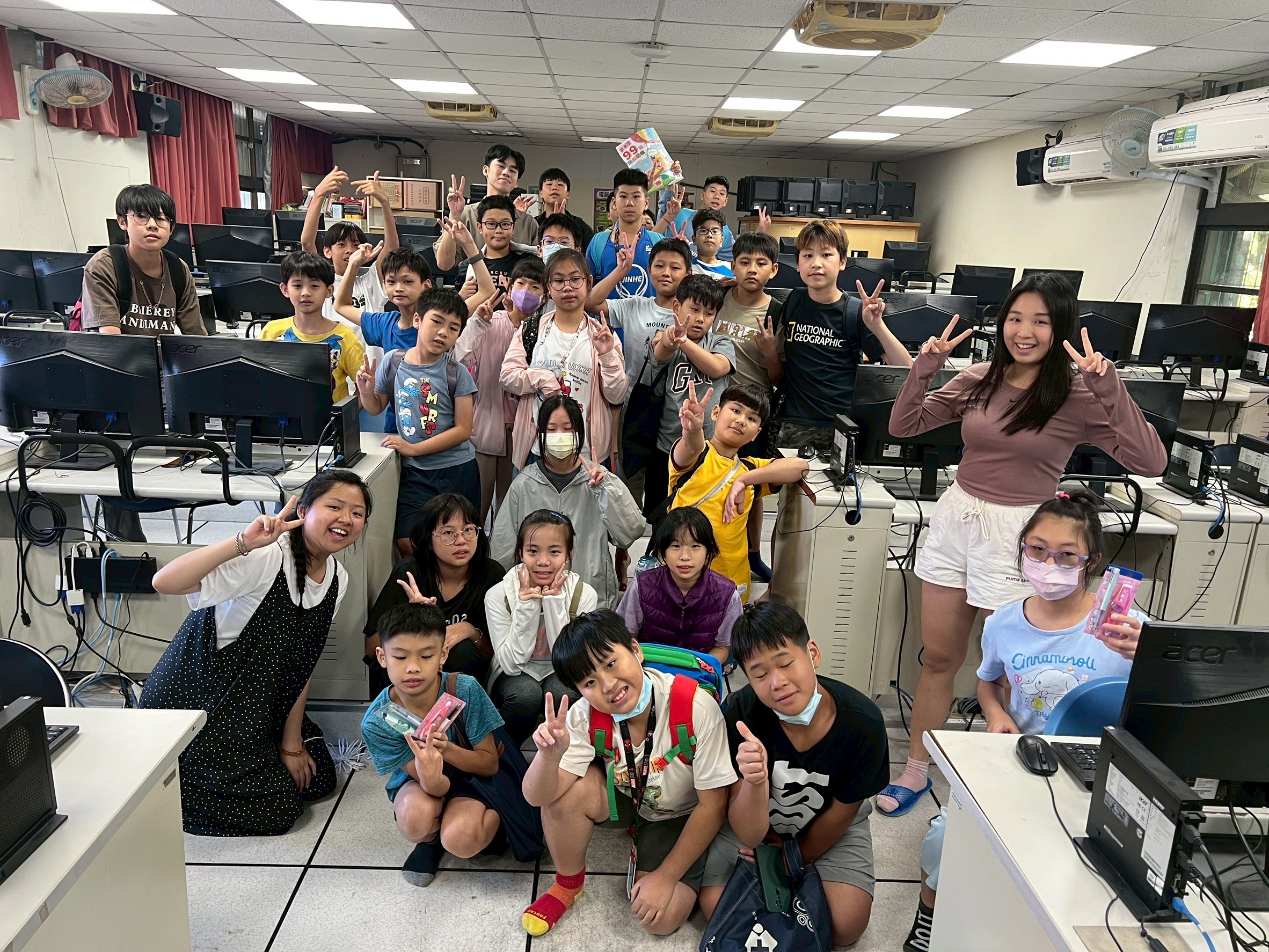 師大AI科技營隊_0.jpg