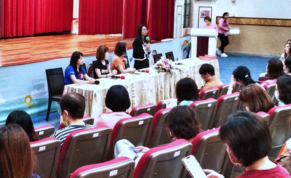 感謝護理師在學生健康照護與校園安全中的付出與專業，並持續透過專業培力強化第一線_0.jpg