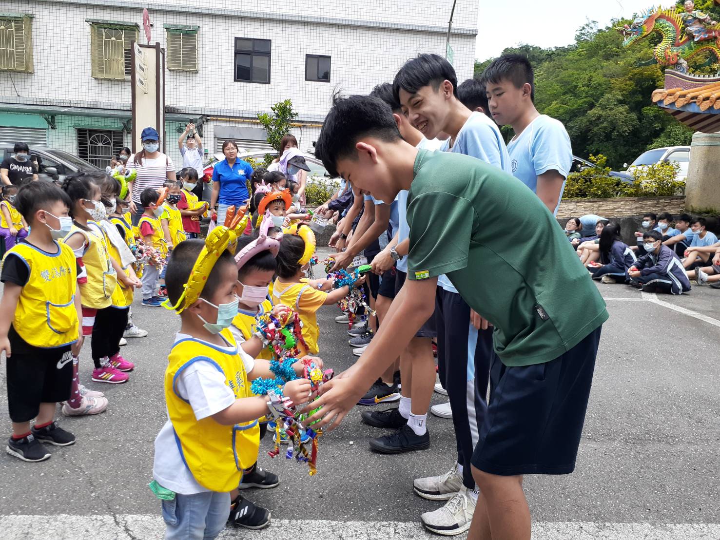 雙小附幼山藥班贈送祝福給雙中902