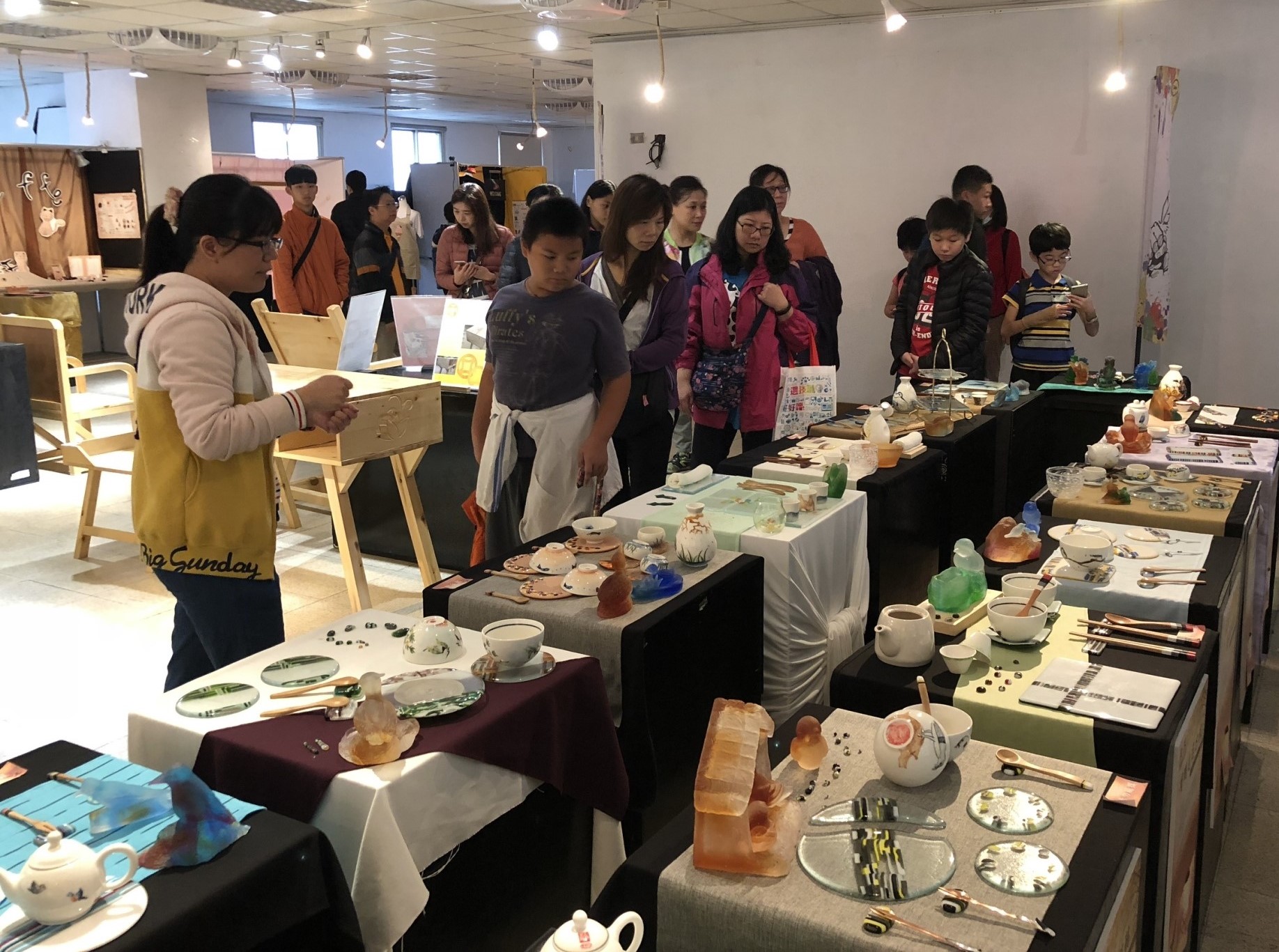 1.技職學校開箱！適性選擇就近入學 一萬個名額線上實體School open days(資料照).jpg