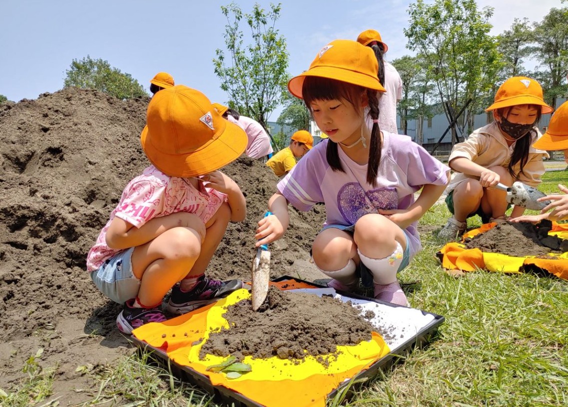 山佳附幼拚創意 打造校園車站學習地圖